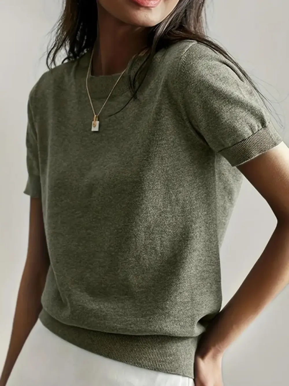 Women's Solid Color Crew Neck Short Sleeve Lightweight Loose Sweater