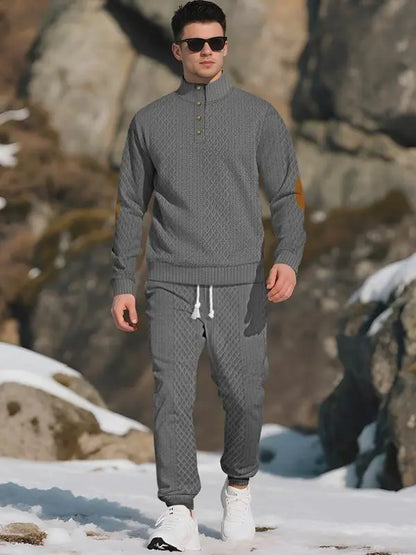 Men's knitted suit The